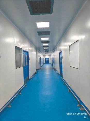 Rinac insulated panel system in controlled environment